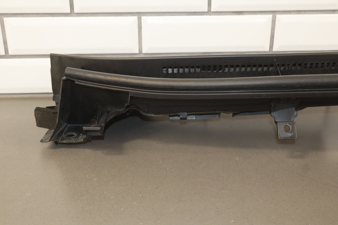 14 - 21 Lexus GX460 Front Center Cowl Vent Panel W/Seal (Textured Black) See Notes