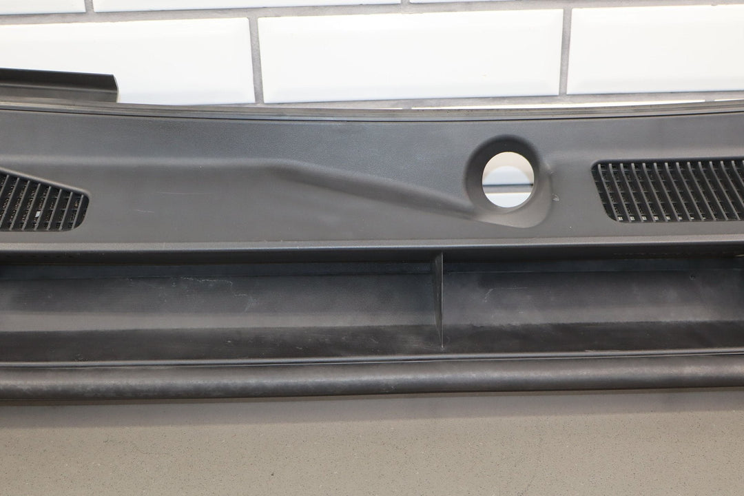 14 - 21 Lexus GX460 Front Center Cowl Vent Panel W/Seal (Textured Black) See Notes