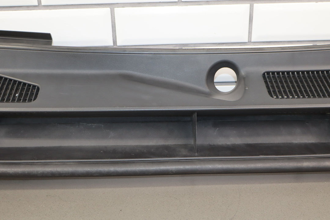 14 - 21 Lexus GX460 Front Center Cowl Vent Panel W/Seal (Textured Black) See Notes