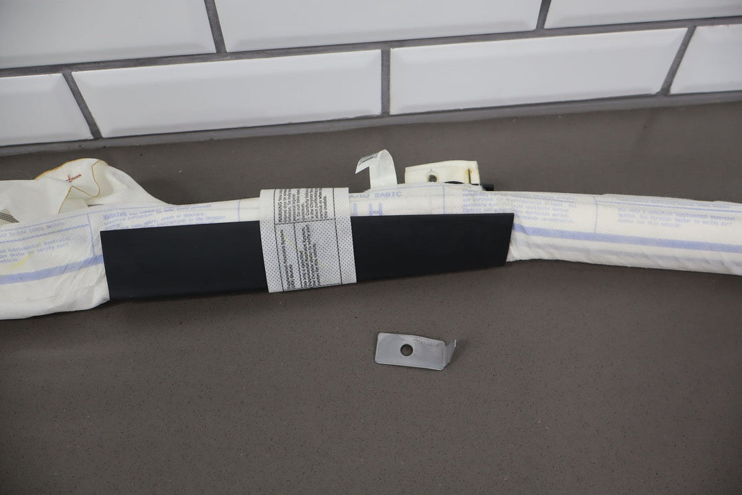 14 - 23 Ram 2500/3500 4 - Dr Mega Cab (6 Lug) Left Driver Roof Curtain Airbag