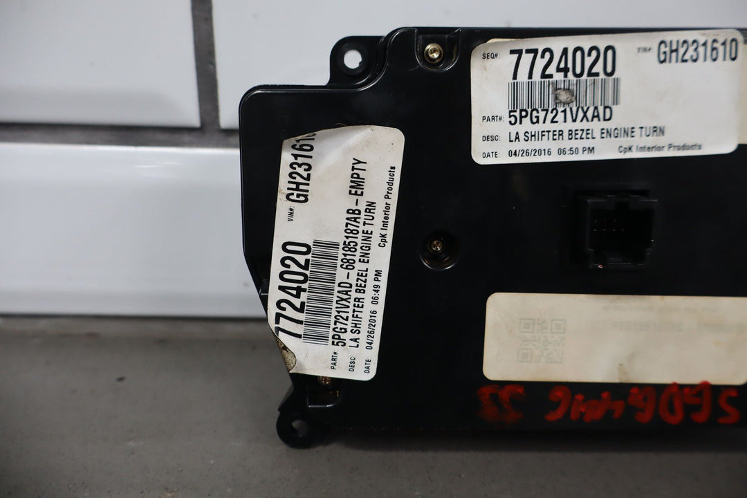 15 - 16 Dodge Challenger Hellcat SRT Climate Contorl Panel 68185187AB