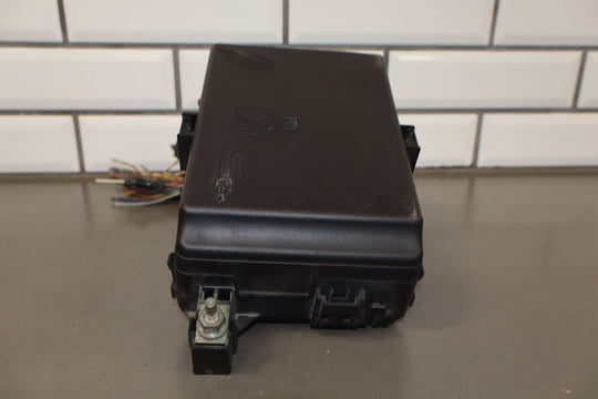 15 - 16 Dodge Charger SRT8 6.4L 392 Underhood Engine Fuse Box 68274148AD