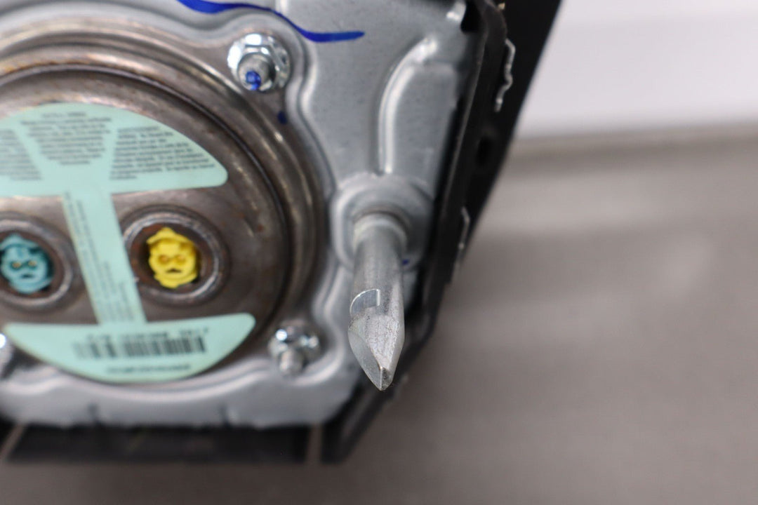 15 - 17 Chevy Colorado Driver Steering Wheel Air Bag Jet Black OEM 84044774