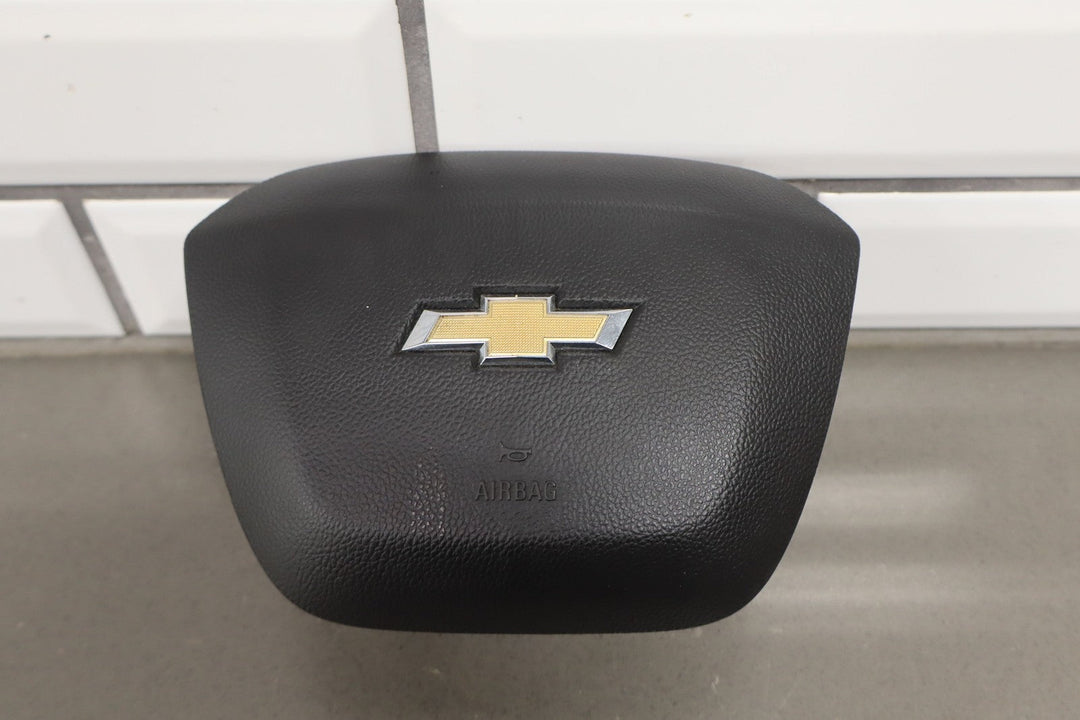 15 - 17 Chevy Colorado Driver Steering Wheel Air Bag Jet Black OEM 84044774