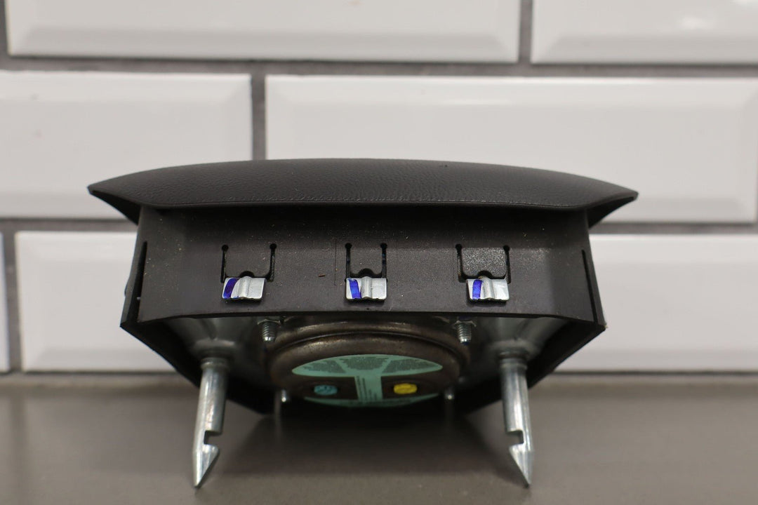 15 - 17 Chevy Colorado Driver Steering Wheel Air Bag Jet Black OEM 84044774