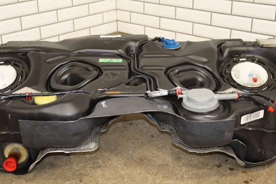 15 - 17 Ddoge Charger SRT8 6.4L 392 OEM Fuel Tank with Pump (18.5 Gallon) Tested