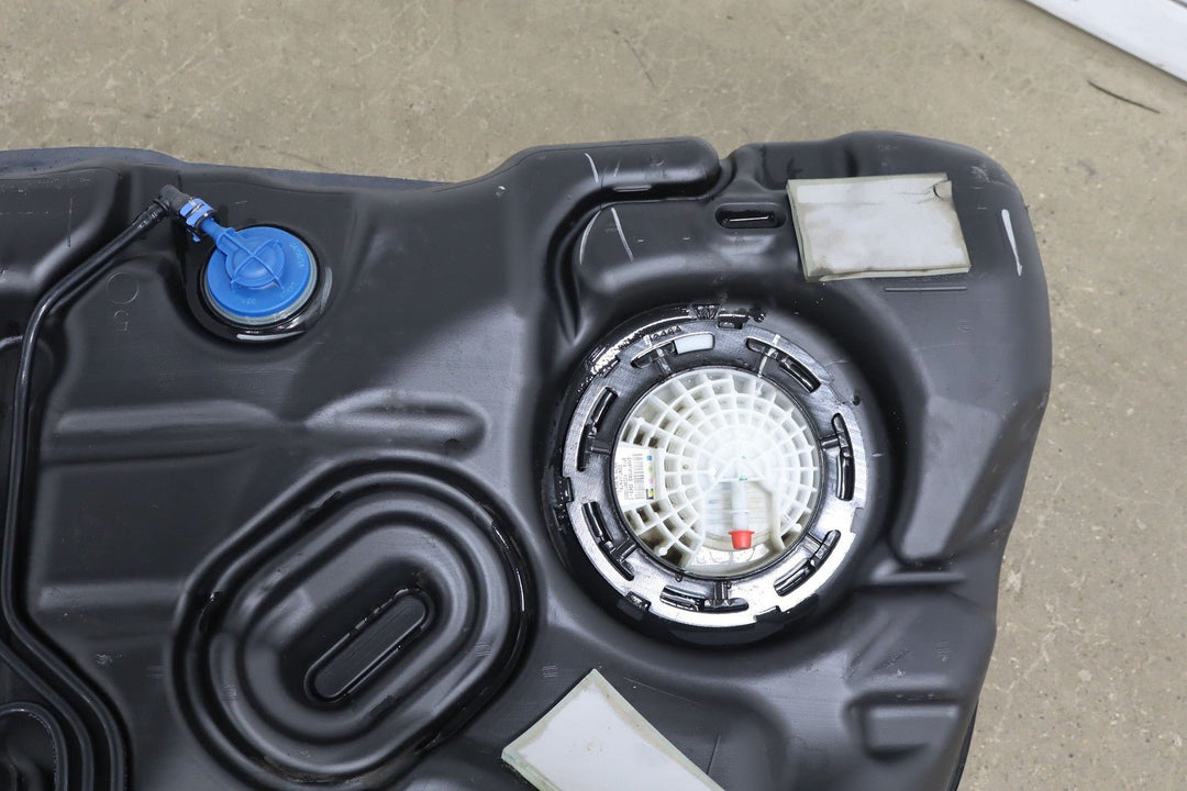 15 - 17 Ddoge Charger SRT8 6.4L 392 OEM Fuel Tank with Pump (18.5 Gallon) Tested