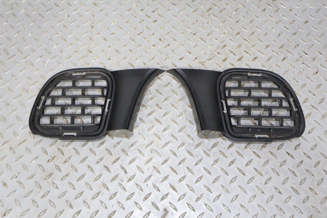 15 - 17 Dodge Challenger Hellcat OEM Pair LH&RH Lower Front Bumper Grilles (Black)