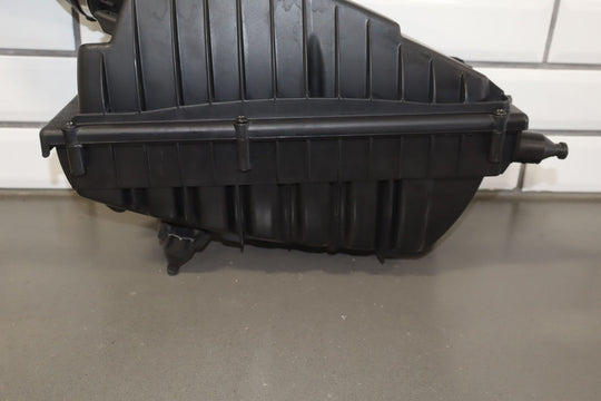 15 - 19 Range Rover Sport 3.0L Supercharged Right RH Air Box Intake Tube L494