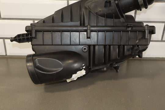 15 - 19 Range Rover Sport 3.0L Supercharged Right RH Air Box Intake Tube L494