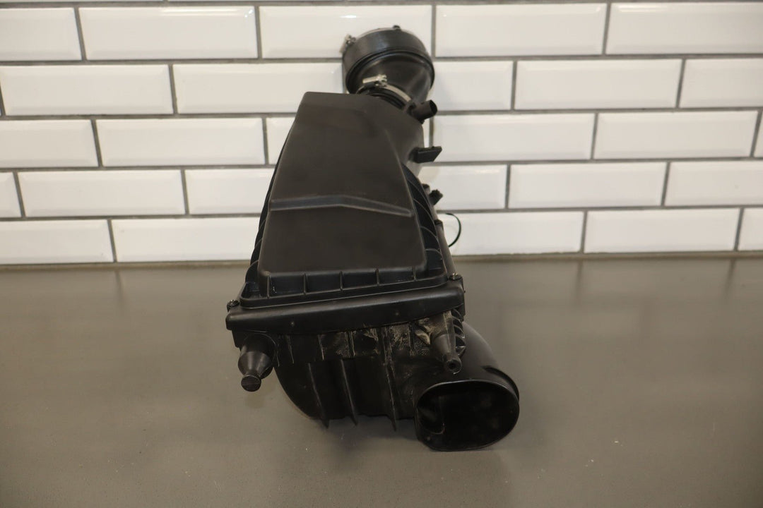 15 - 19 Range Rover Sport 3.0L Supercharged Right RH Air Box Intake Tube L494