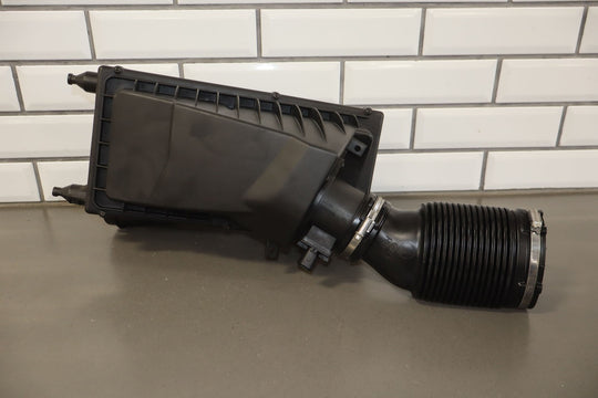 15 - 19 Range Rover Sport 3.0L Supercharged Right RH Air Box Intake Tube L494