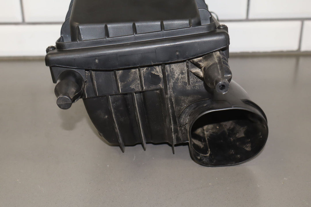 15 - 19 Range Rover Sport 3.0L Supercharged Right RH Air Box Intake Tube L494