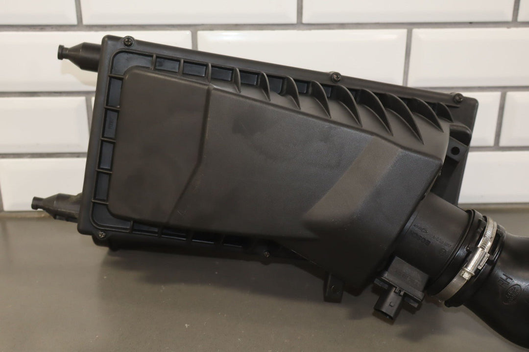 15 - 19 Range Rover Sport 3.0L Supercharged Right RH Air Box Intake Tube L494