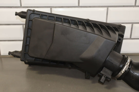 15 - 19 Range Rover Sport 3.0L Supercharged Right RH Air Box Intake Tube L494