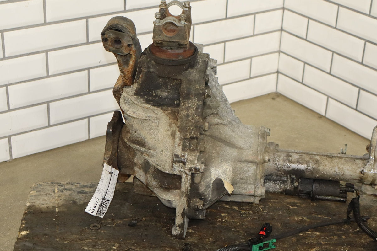 15-20 Cadillac Escalade 4WD Front Diff 3.23 GU5