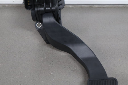 15-20 Cadillac Escalade Accelerator Pedal