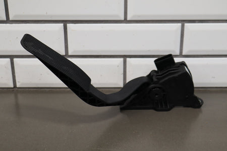 15-20 Cadillac Escalade Accelerator Pedal