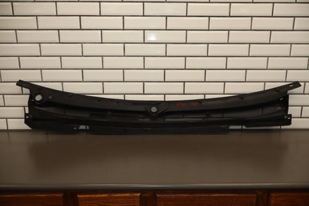 15-20 Cadillac Escalade Cowl Vent Panel
