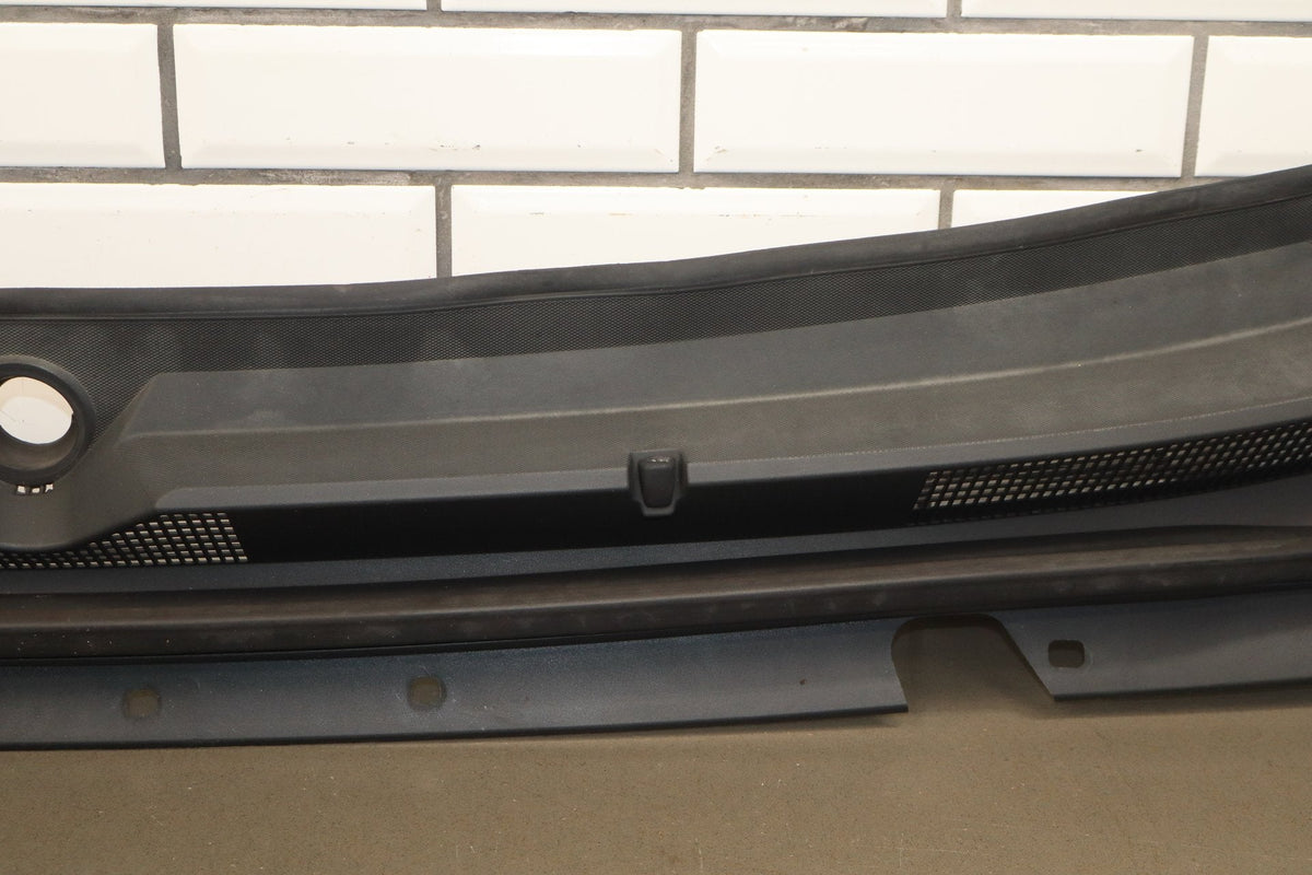 15-20 Cadillac Escalade Cowl Vent Panel
