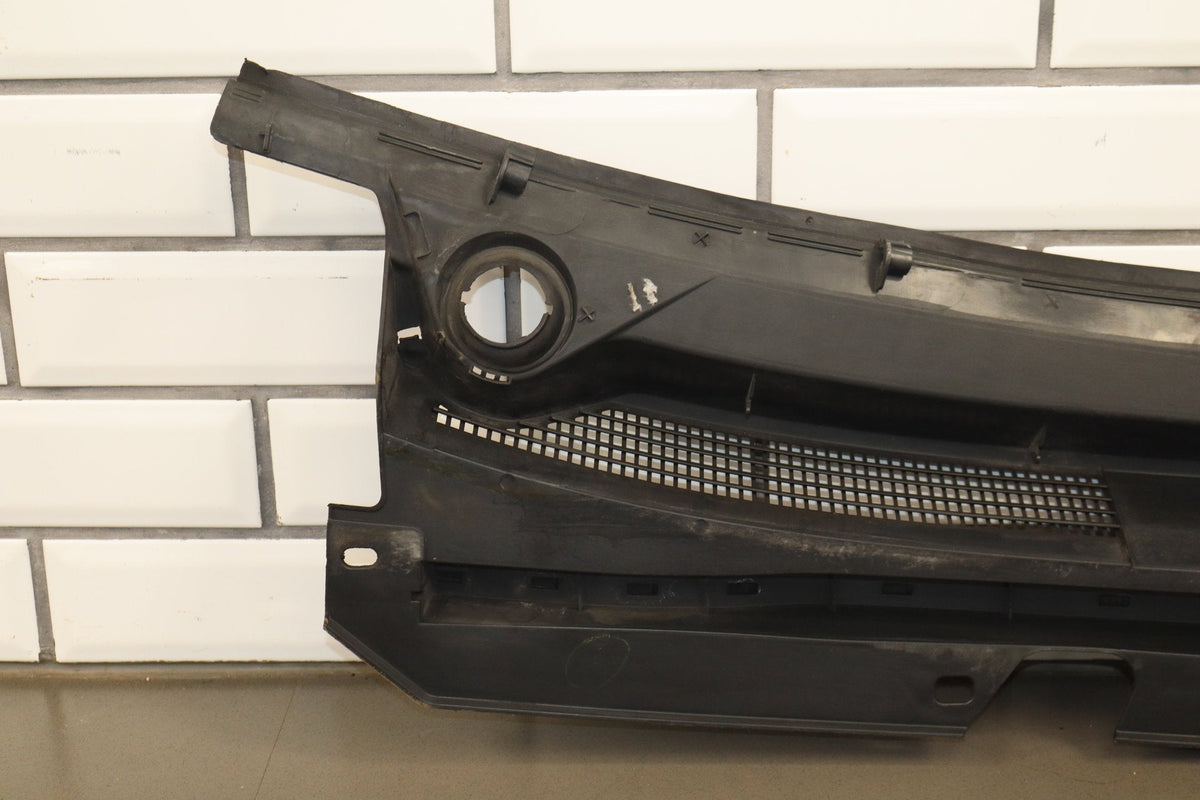 15-20 Cadillac Escalade Cowl Vent Panel