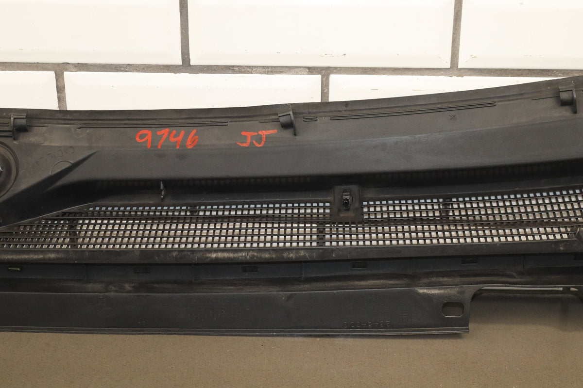 15-20 Cadillac Escalade Cowl Vent Panel