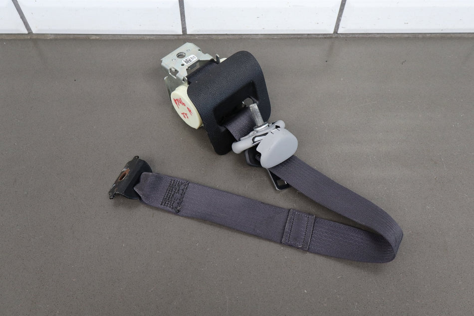 15-20 Cadillac Escalade ESV 3rd Row Seat Belt Set