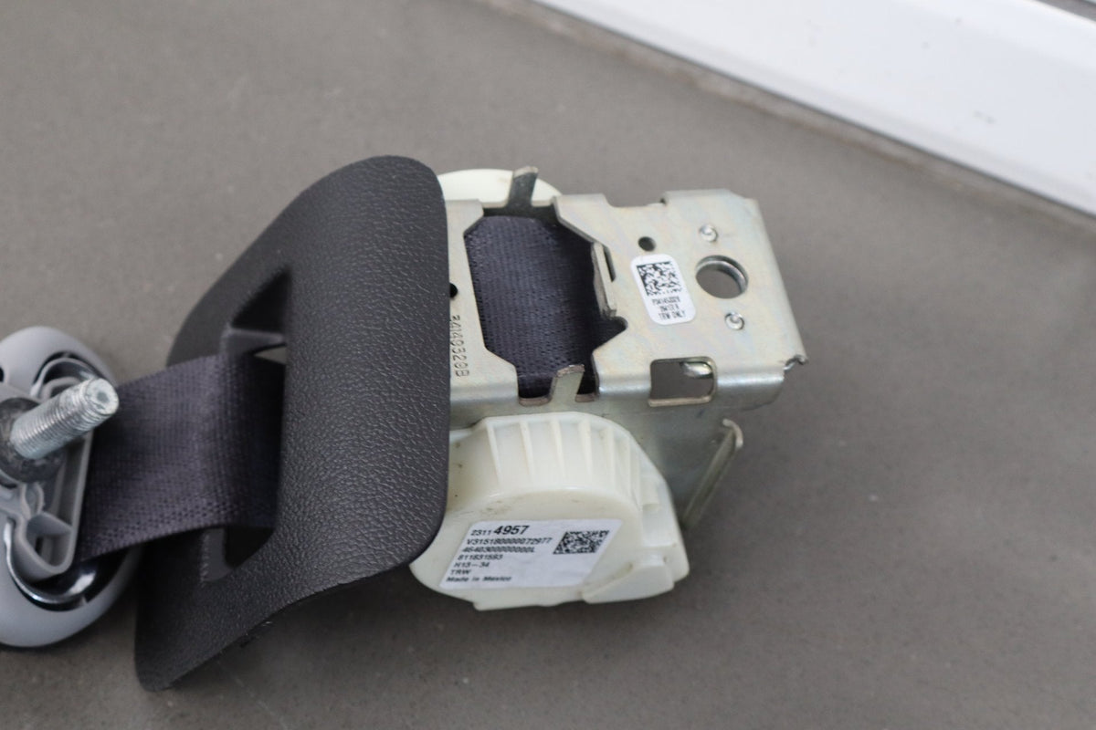 15-20 Cadillac Escalade ESV 3rd Row Seat Belt Set