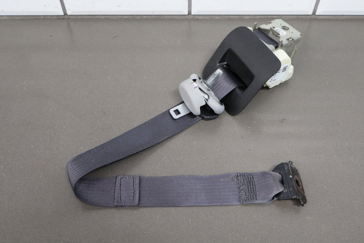 15-20 Cadillac Escalade ESV 3rd Row Seat Belt Set