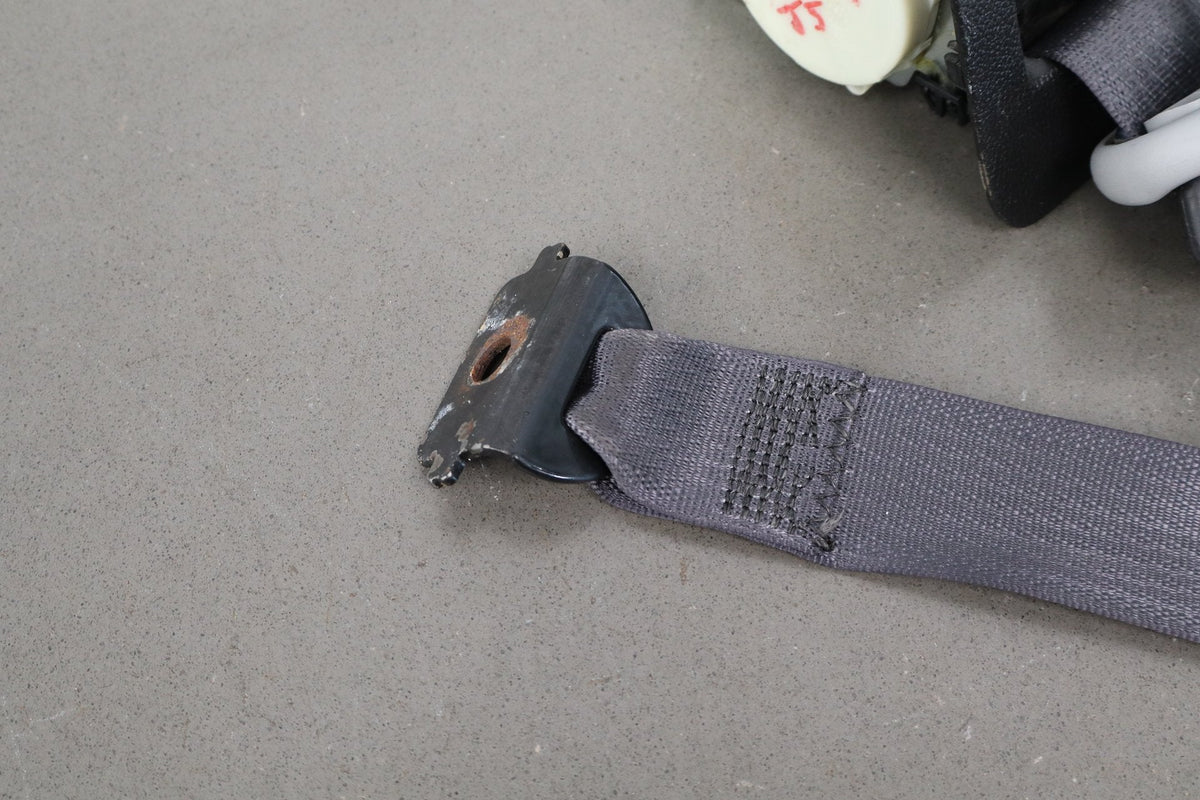 15-20 Cadillac Escalade ESV 3rd Row Seat Belt Set
