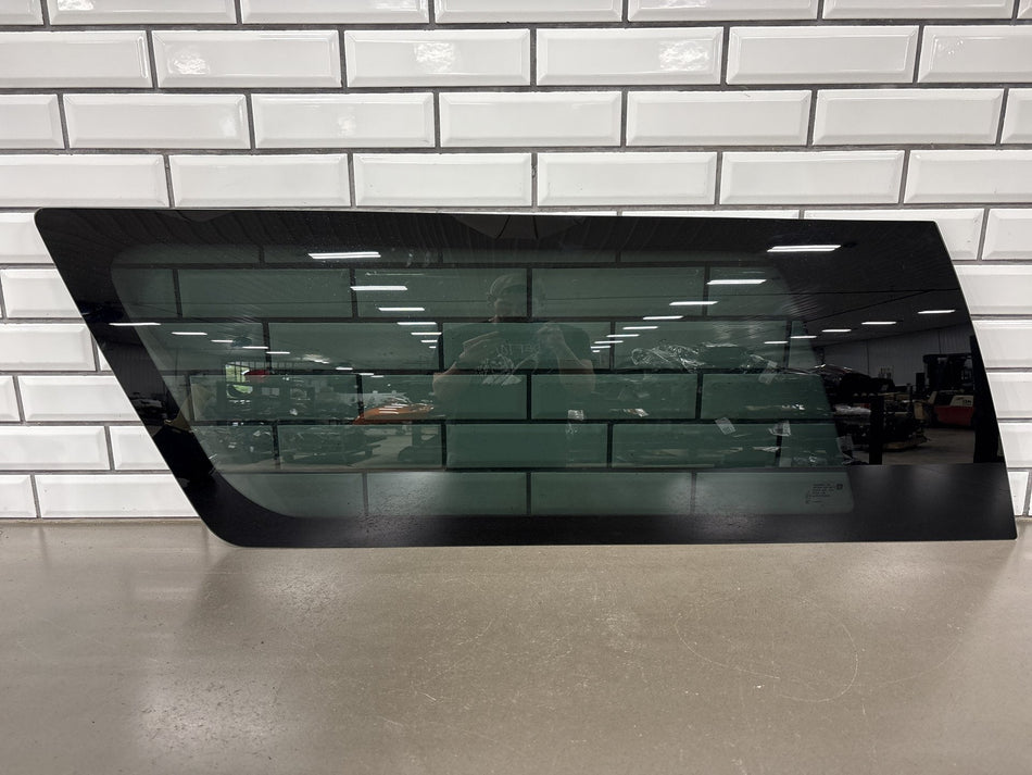15-20 Cadillac Escalade ESV Left Quarter Glass 23220277