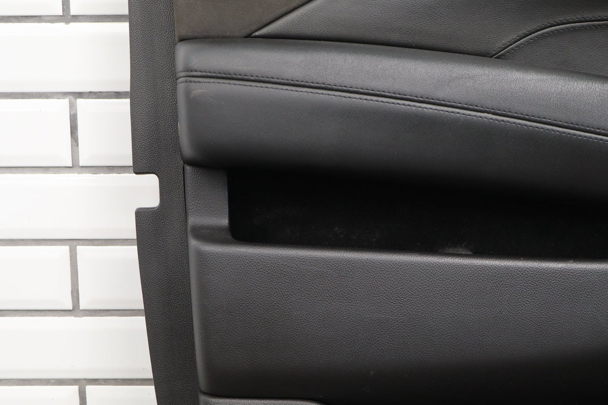 15-20 Cadillac Escalade ESV LR Door Panel Jet Black