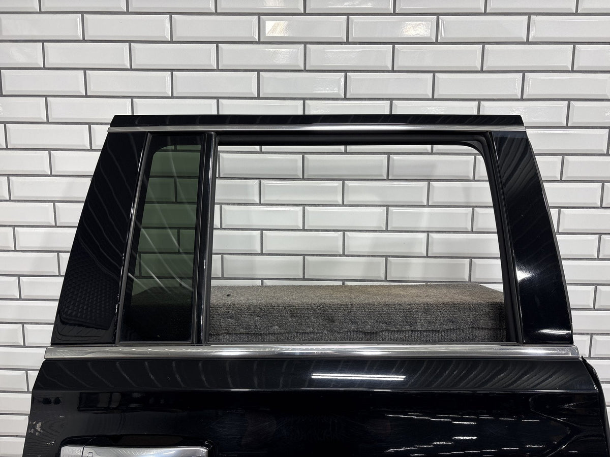 15-20 Cadillac Escalade ESV RR Door GBA Dent 84253592