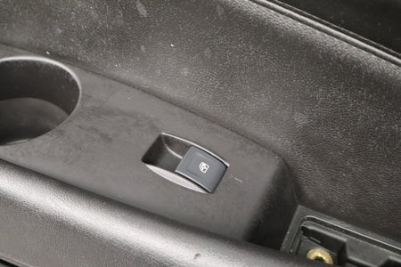 15-20 Cadillac Escalade ESV RR Door Panel Jet Black