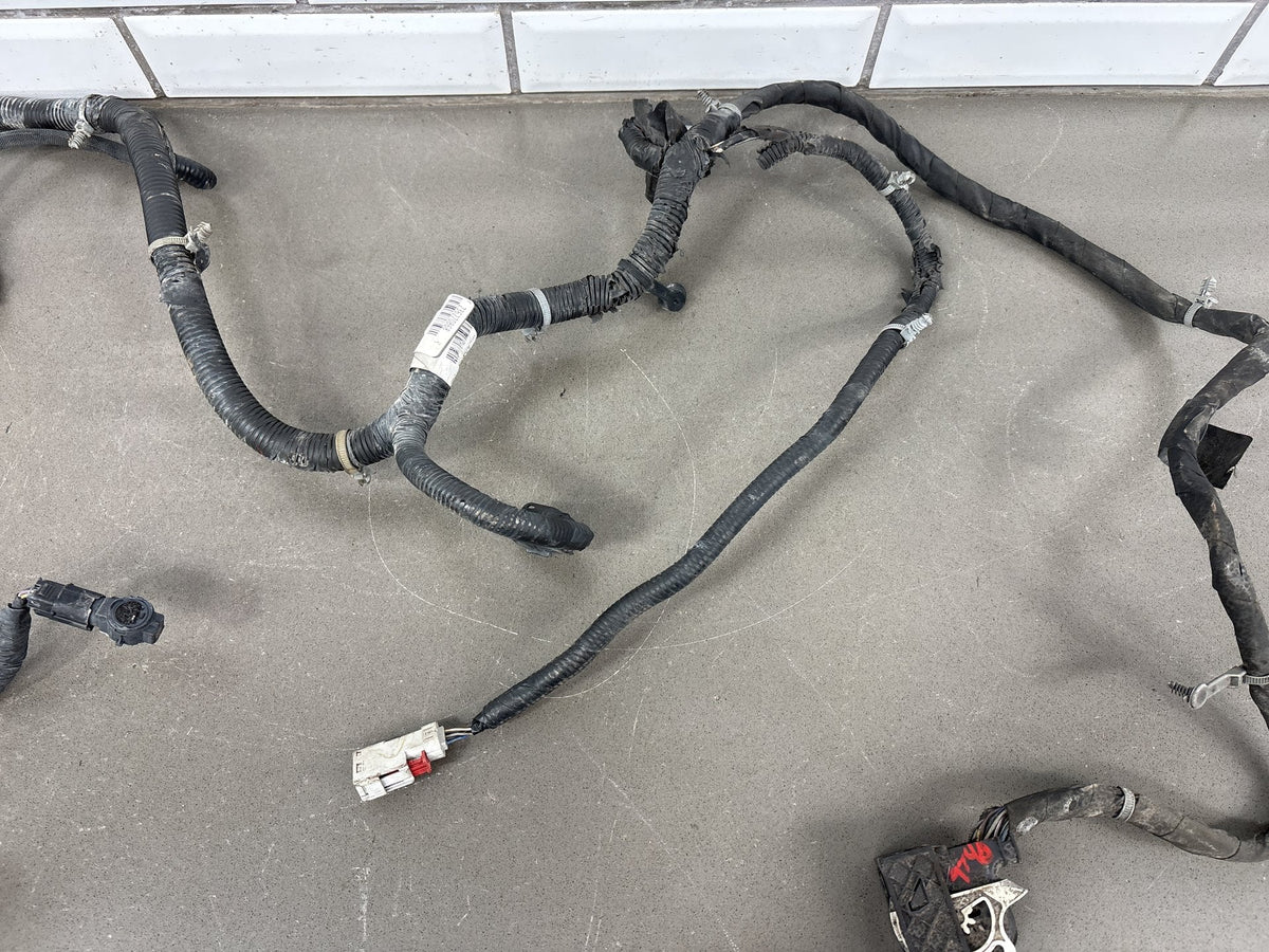 15-20 Cadillac Escalade Front Bumper Harness 23240868