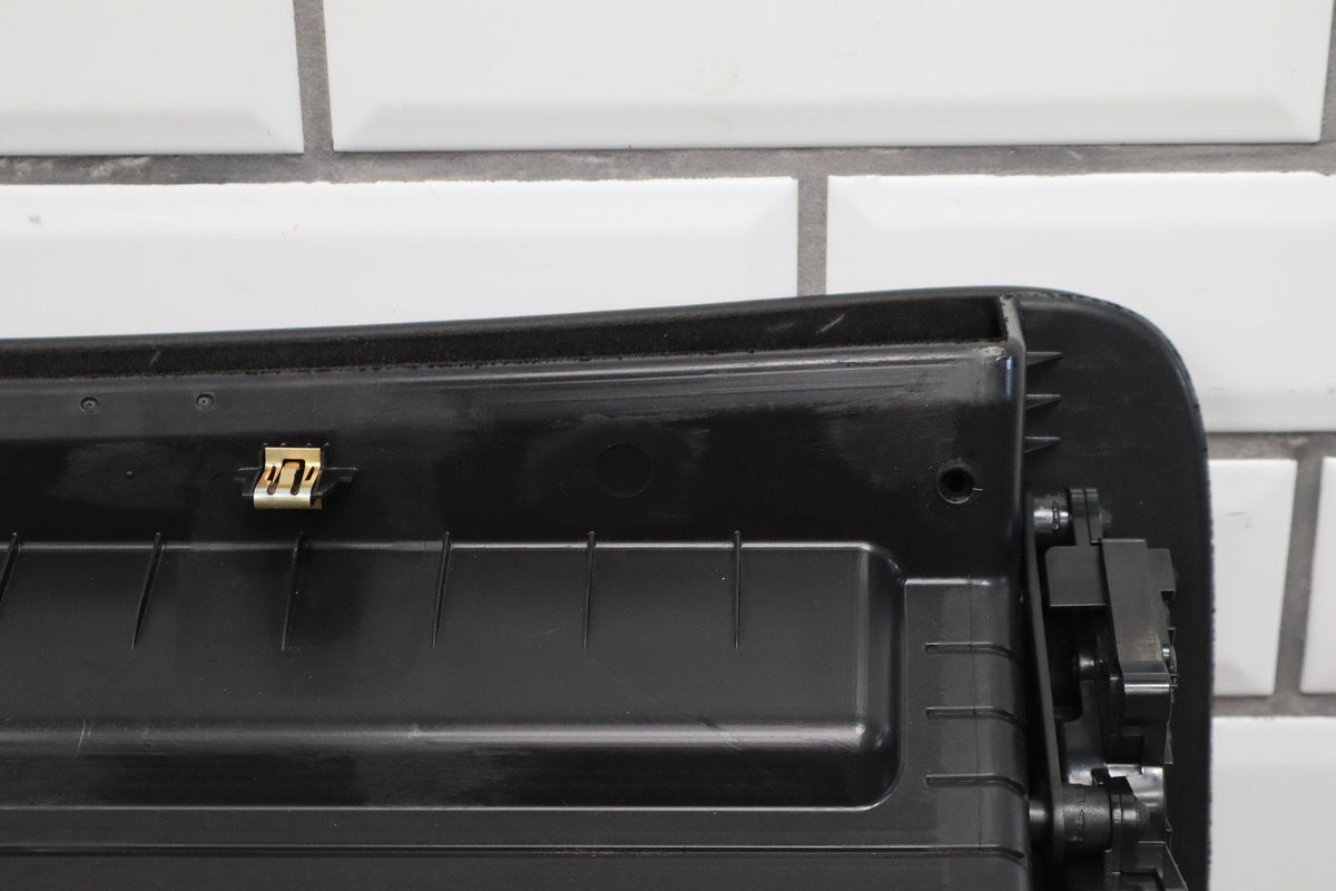 15-20 Cadillac Escalade Glove Box Jet Black H2X