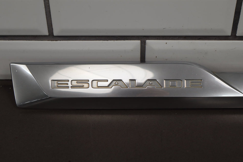 15-20 Cadillac Escalade LF Door Molding OEM Chrome
