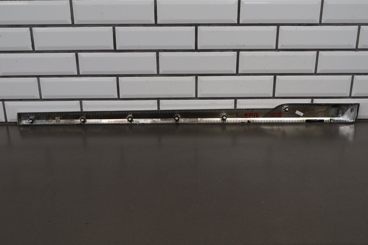 15-20 Cadillac Escalade LF Door Molding OEM Chrome