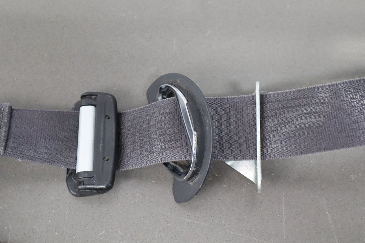 15-20 Cadillac Escalade LF Seat Belt Jet Black H2X