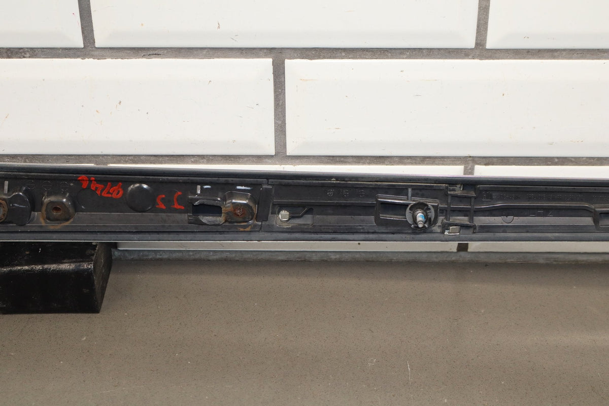 15-20 Cadillac Escalade Liftgate Tail Finish Panel