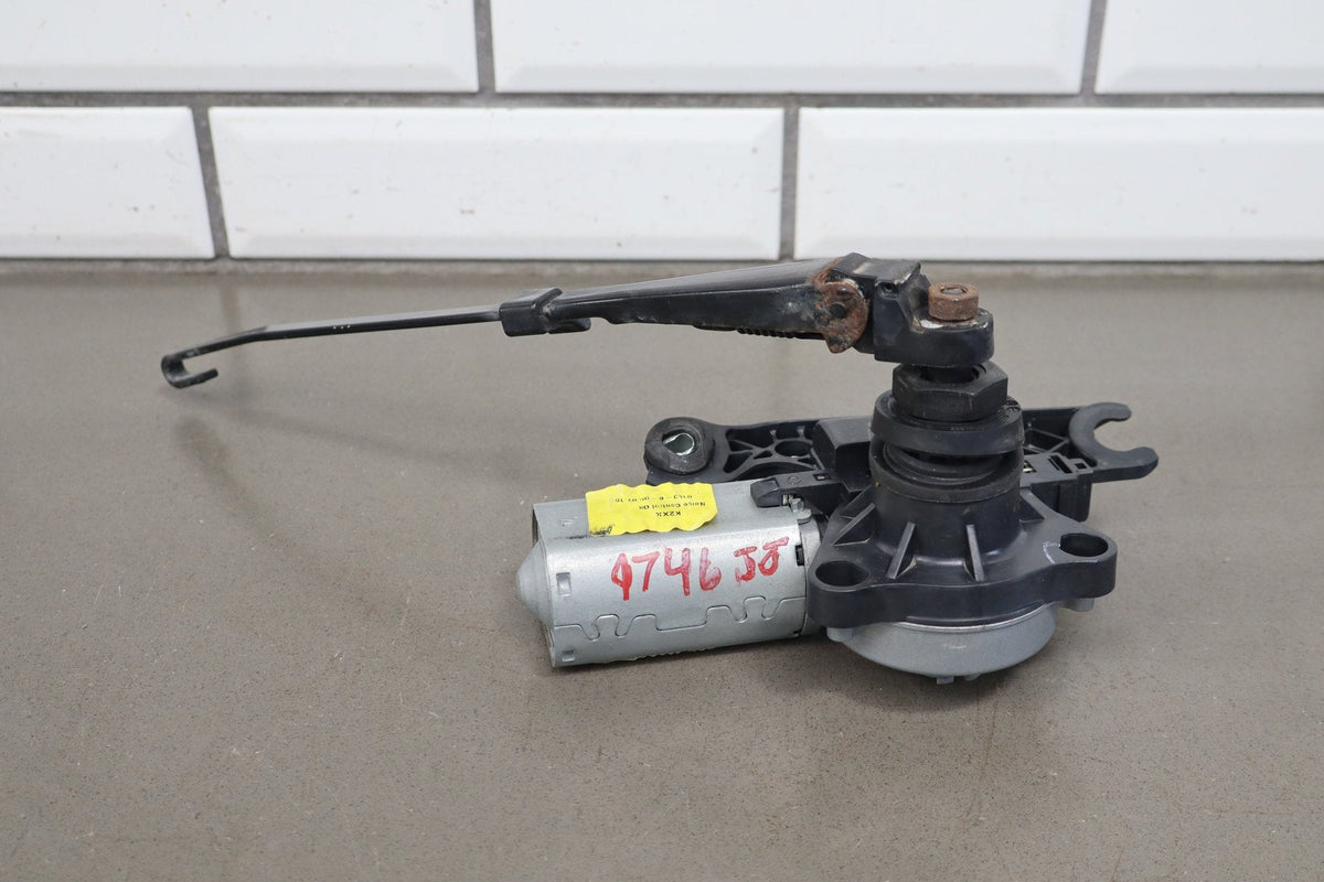 15-20 Cadillac Escalade Rear Wiper Motor w Arm