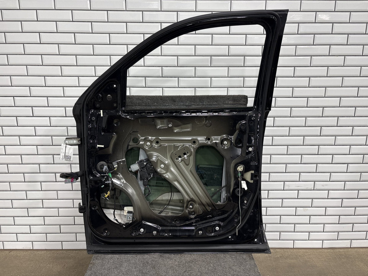 15-20 Cadillac Escalade RF Door Black Raven 23331912