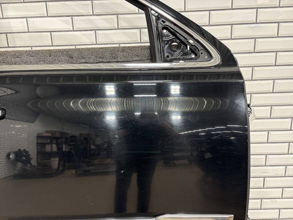 15-20 Cadillac Escalade RF Door Black Raven 23331912