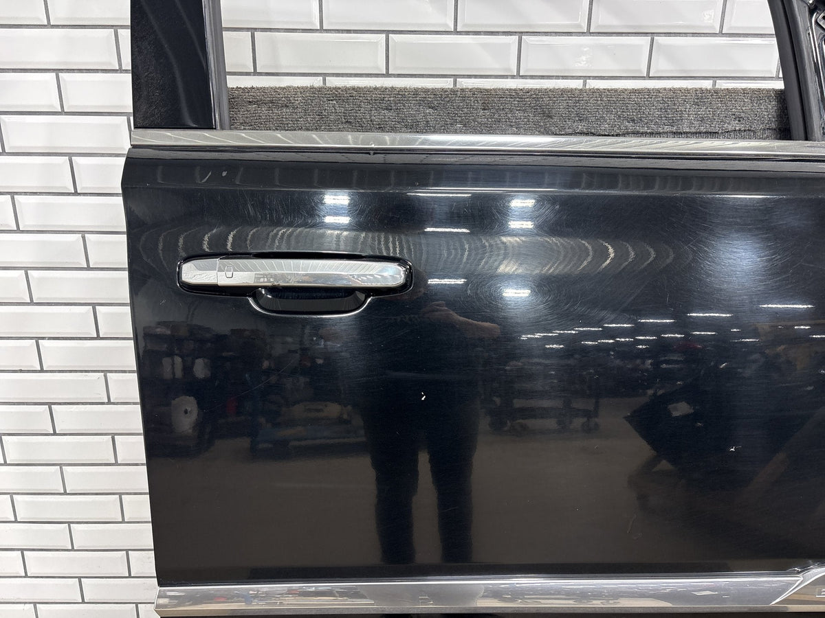 15-20 Cadillac Escalade RF Door Black Raven 23331912