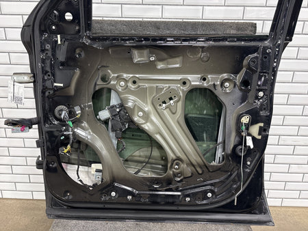 15-20 Cadillac Escalade RF Door Black Raven 23331912