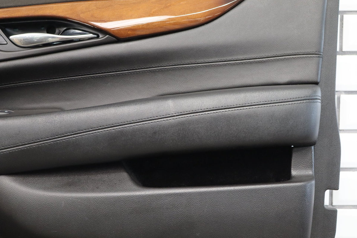 15-20 Cadillac Escalade RF Door Panel Jet Black H2X