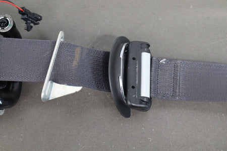 15-20 Cadillac Escalade RF Seat Belt Jet Black H2X