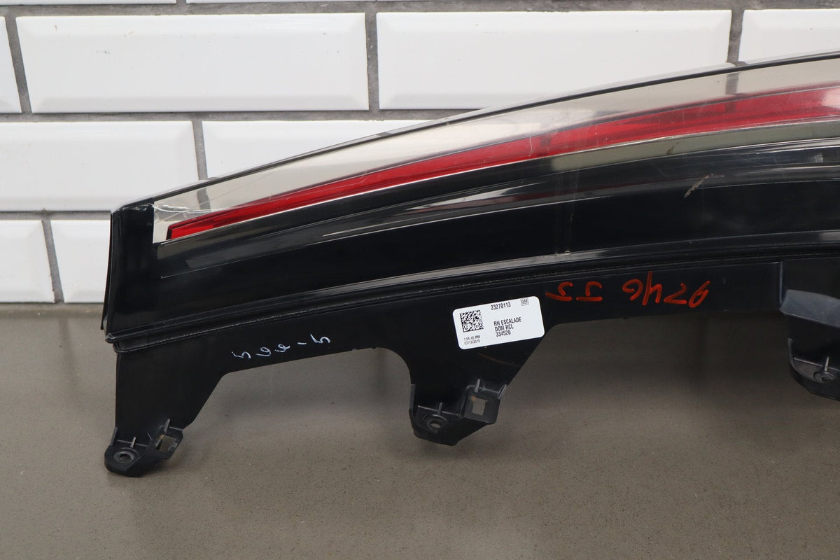 15-20 Cadillac Escalade Right LED Tail Light 84211921