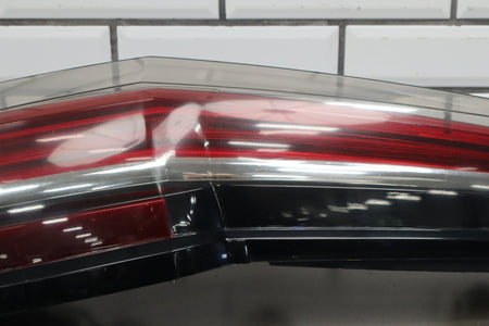 15-20 Cadillac Escalade Right LED Tail Light 84211921