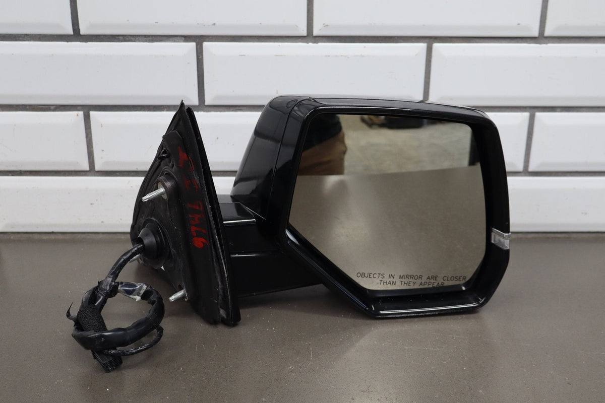 15-20 Cadillac Escalade Right Mirror Fold INOP 84664802